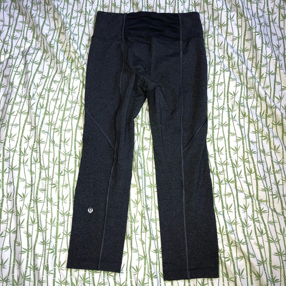 Lululemon gray leggings - Picture 2 of 4
